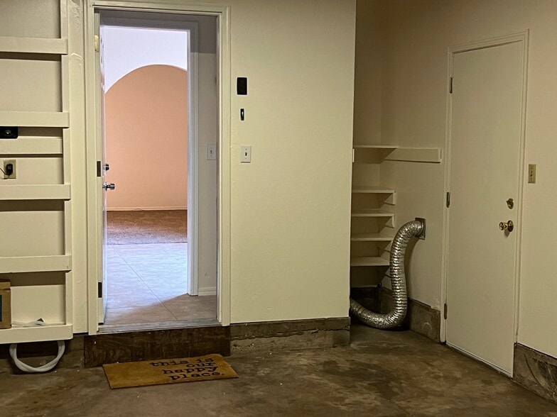 Enterance from garage with extra storage - 11013 N Brauer Ave