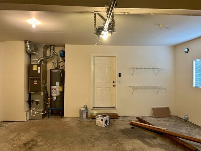 Building Photo - 4035 Glengary Rd