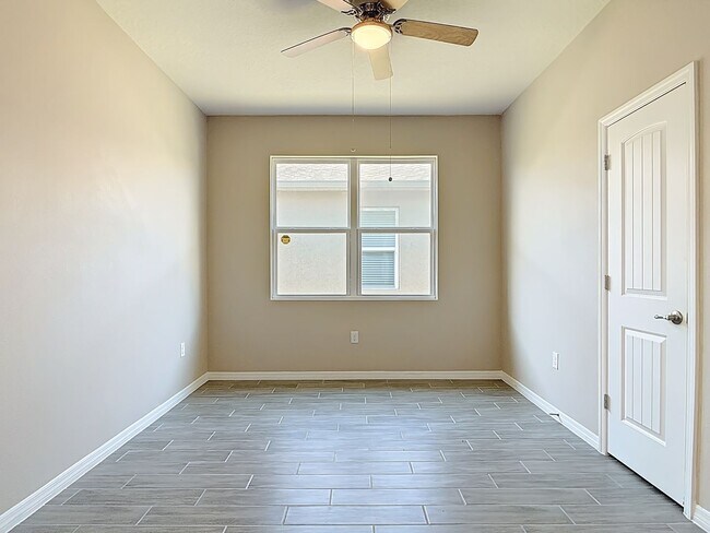 Building Photo - Beautiful Oak Leaf Preserve 3 Bedroom 2 Bathroom Smart Home