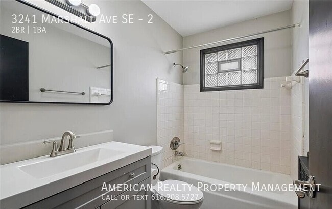 Building Photo - 3241 Marshall Ave SE