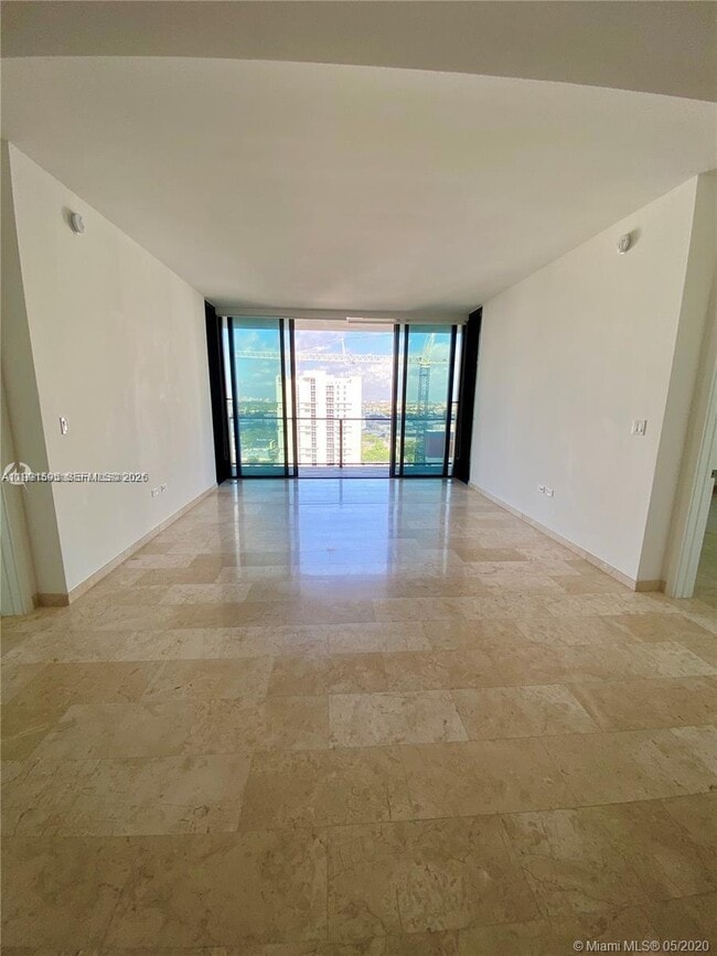 Building Photo - 88 SW 7th St