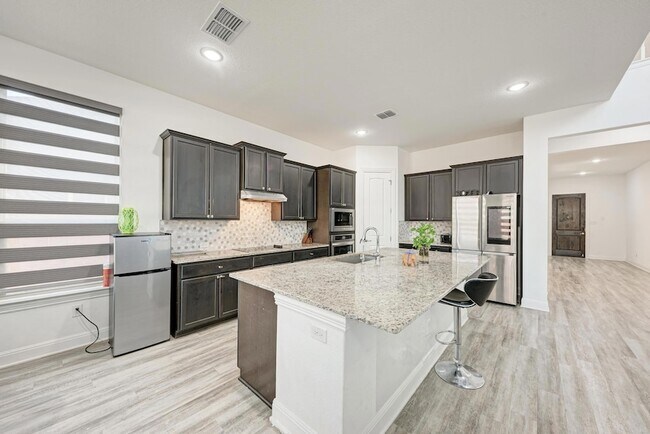 Building Photo - 101 Caponi Fish Ln