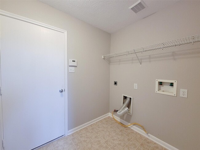 Building Photo - 20759 Cypress Crescent Ln