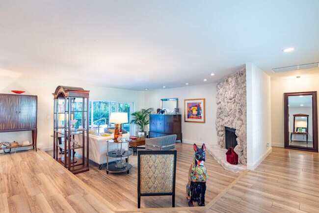 Building Photo - 3372 SE Court Dr