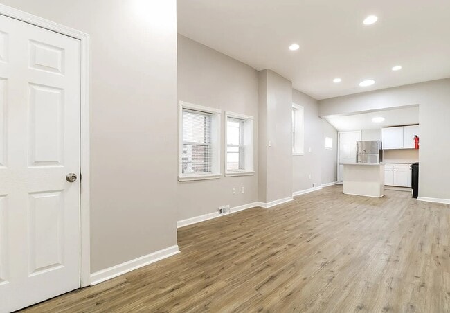 Building Photo - 2030 W Atlantic St