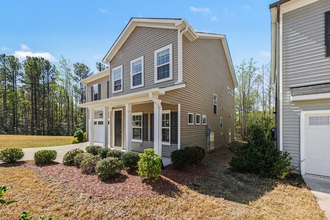 Building Photo - Modern 4BR Home in Raleigh | Great Location