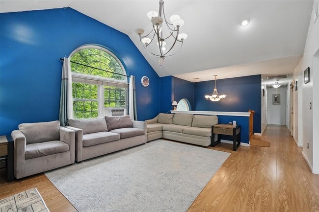 Building Photo - 2067 NY-211