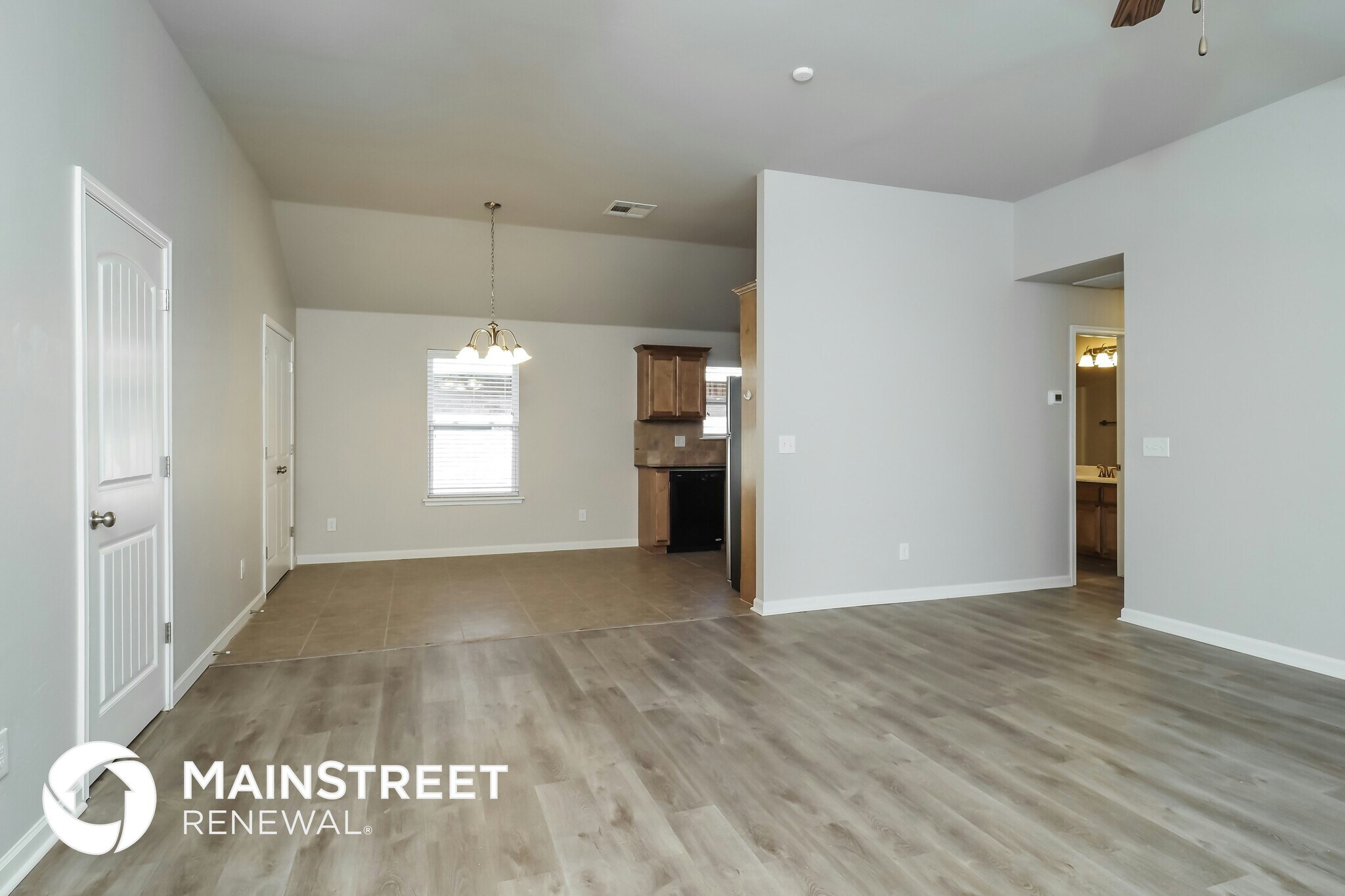 Building Photo - 5800 Marblewood Dr