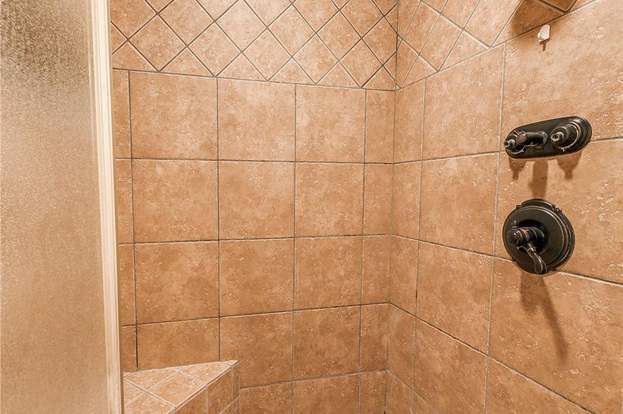 Building Photo - 211 S Fox Dr