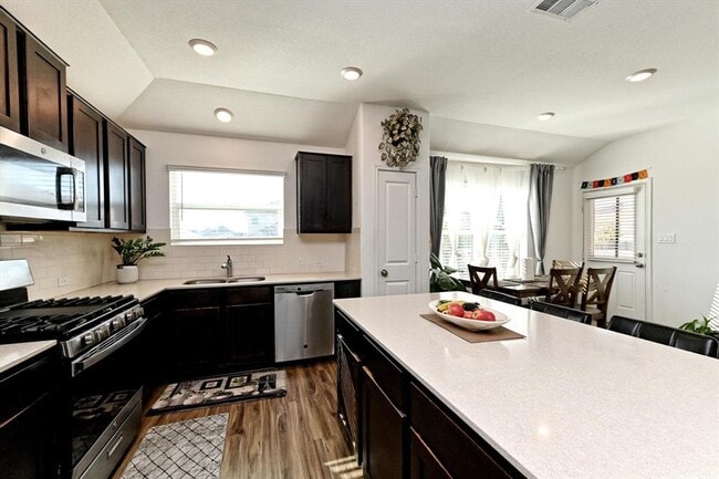 Building Photo - 6508 Strelitzia Cove