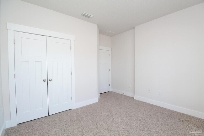 Building Photo - 10988 Coues Dr