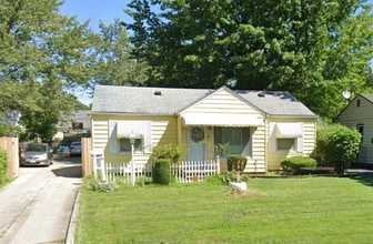 Building Photo - 2425 Malden Rd