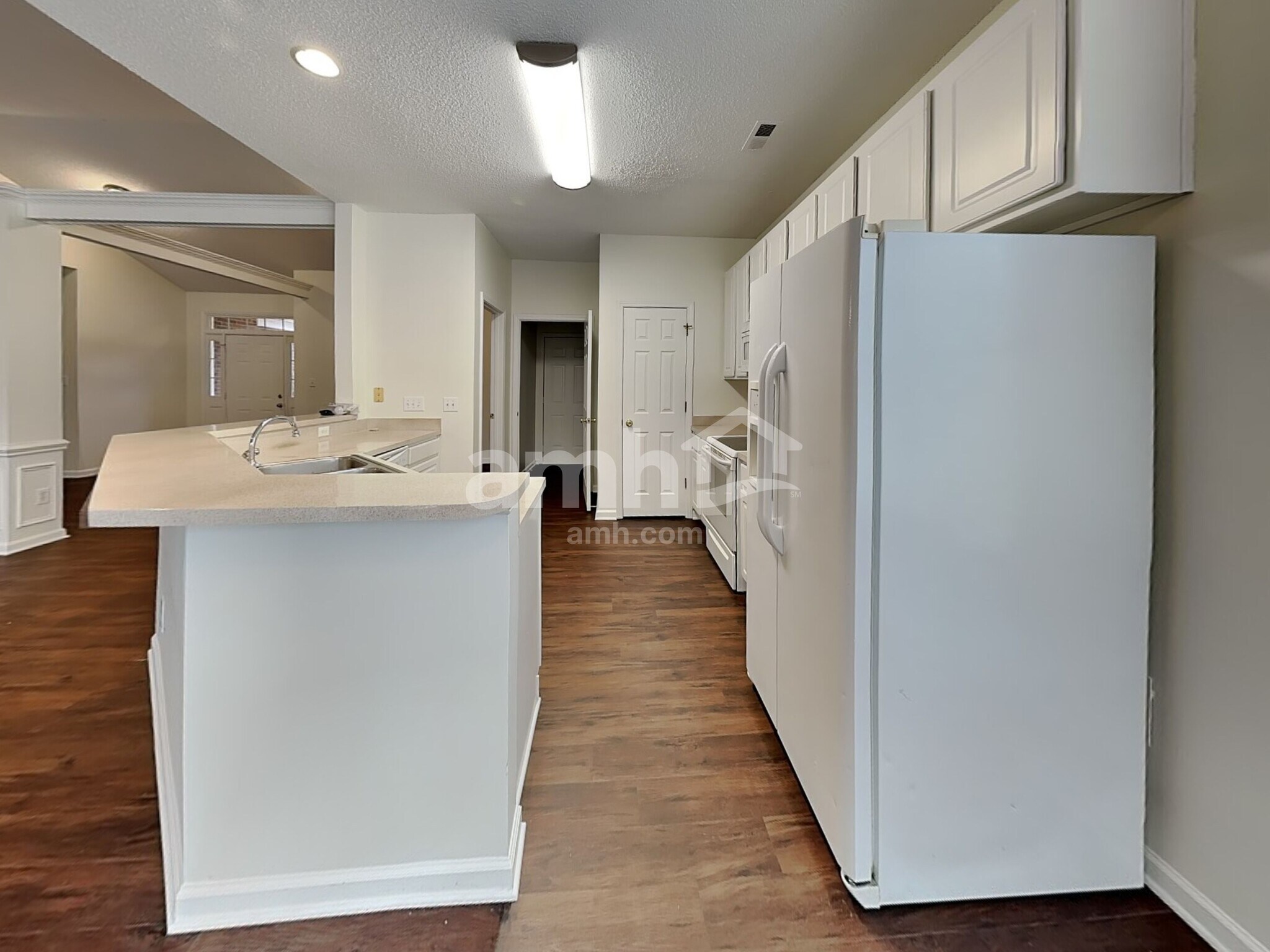 Building Photo - 6604 Conifer Cir