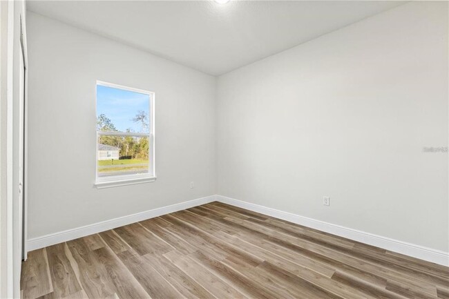 Building Photo - 265 Marion Oaks Manor