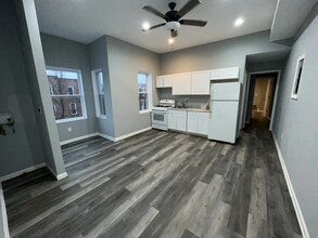 Building Photo - 800 N Luzerne Ave