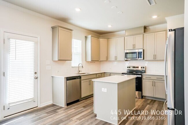 Building Photo - 445 Willard Wds Dr