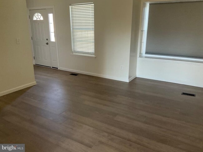 Building Photo - 4427 Declaration Cir