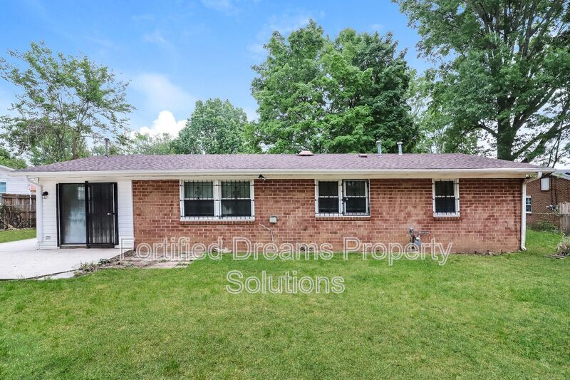 Building Photo - 2204 Celeste Ct