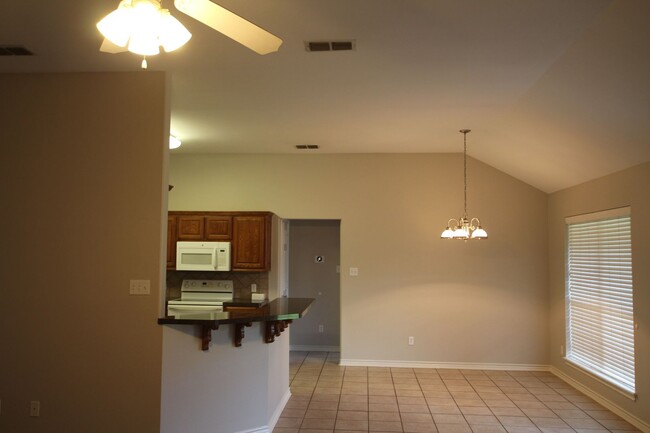 Building Photo - Coming Soon! Beautiful 3 Bedroom 2 Bath Ho...