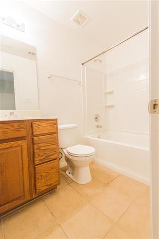 Building Photo - 10371 Darkwood Dr