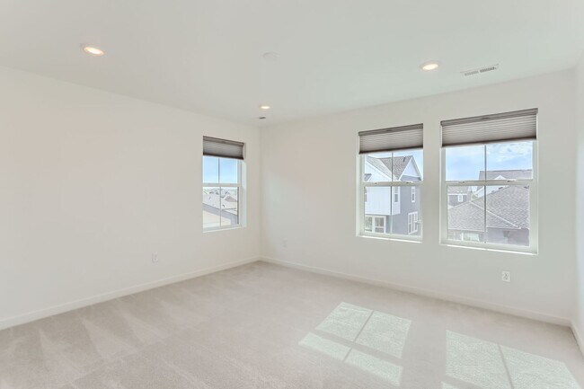 Building Photo - Harvest Ridge 3bd 2.5ba house FOR RENT! Almost brand new!