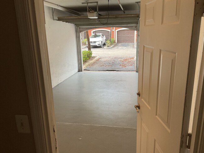 Building Photo - The Grand Isles - Seaspray