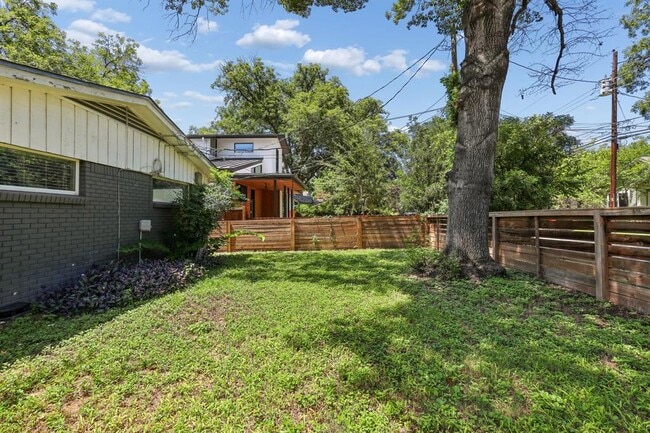 Building Photo - 4523 Avenue H