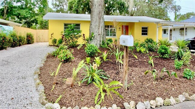 Primary Photo - 3266 Jolson Dr