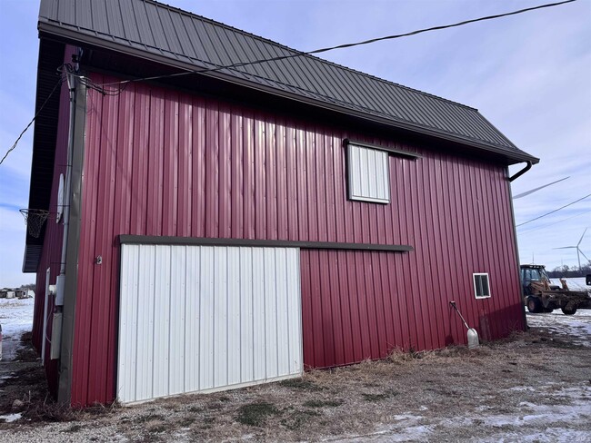 Building Photo - 5892 W 575 S