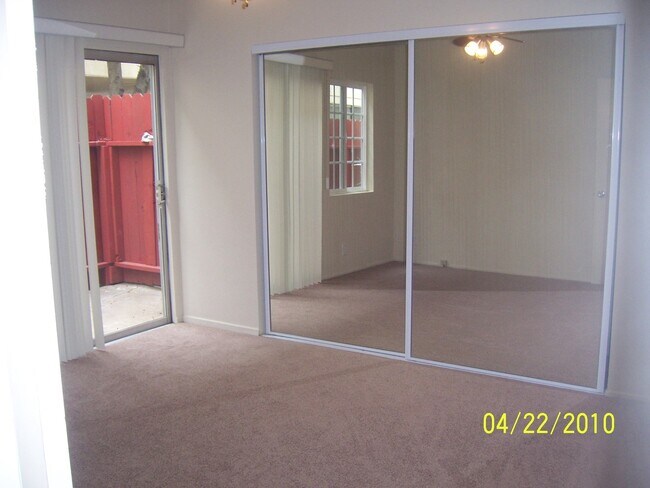 Building Photo - key3317