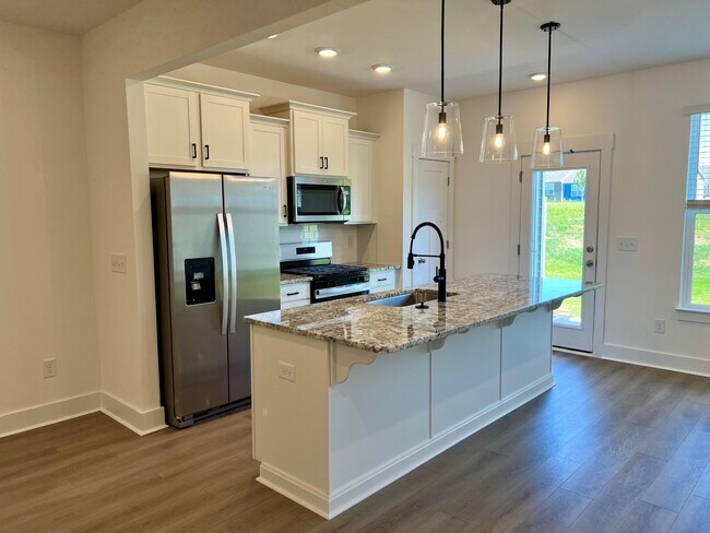 Building Photo - 1242 Cherry Orch Rd