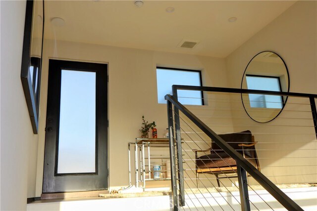 Building Photo - 6430 Drexel Ave