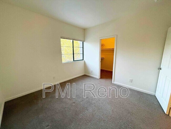 Building Photo - 900 S Meadows Pkwy