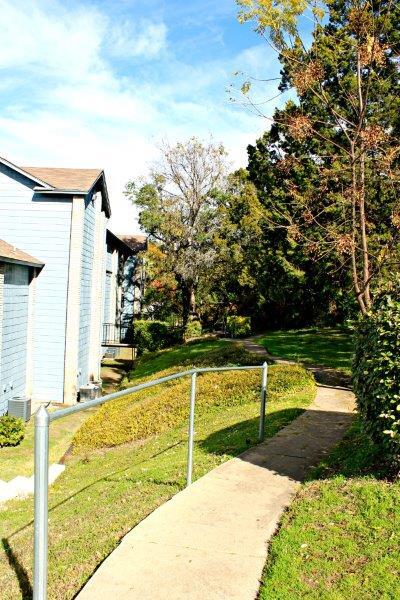 Building Photo - Windwood Apartments