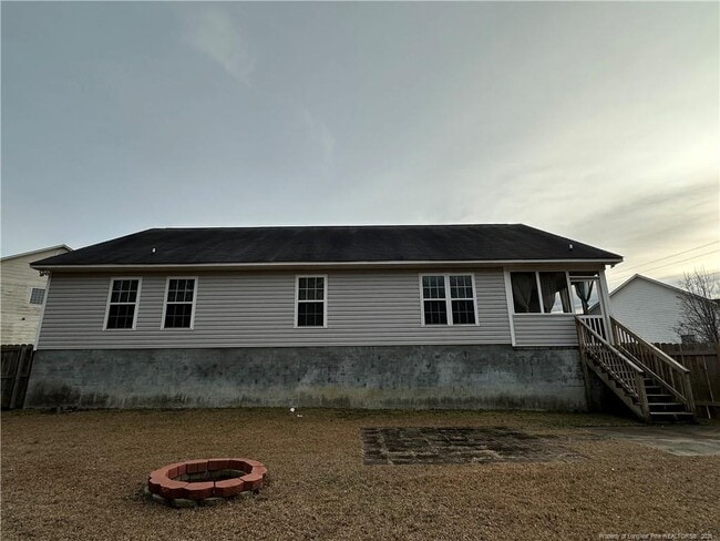 Building Photo - 2401 Camp Lejeune Ct