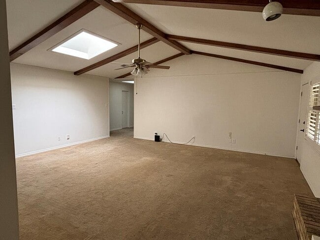 Primary Photo - 4201 Valley Dr