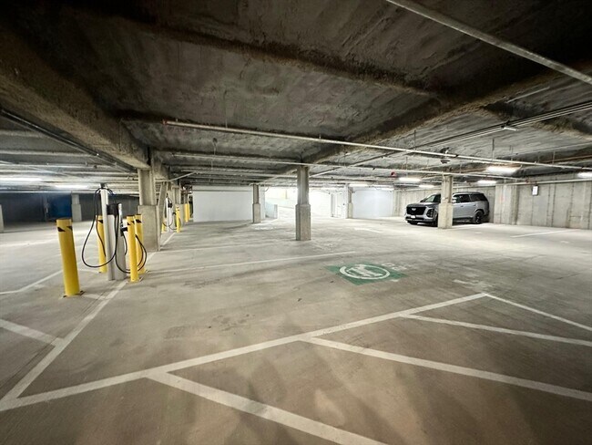 Building Photo - 45 E Central St