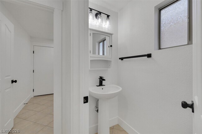 Building Photo - 56 Ashby Hills Ct