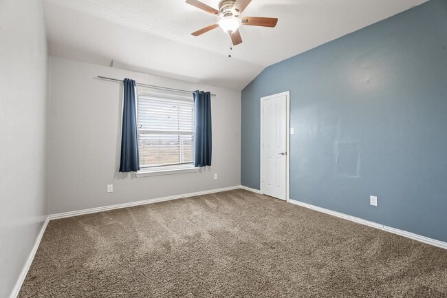 Building Photo - 6605 Fallen Breeze Ln
