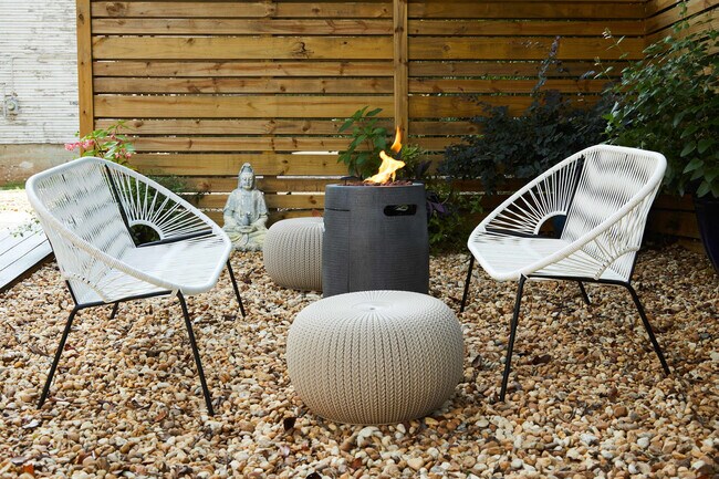 Building Photo - 1623 11th Pl S