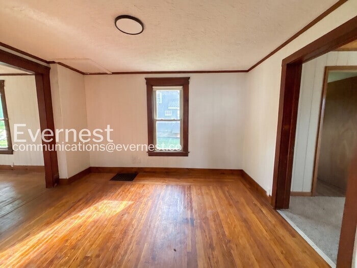 Building Photo - 275 Cornell Ave