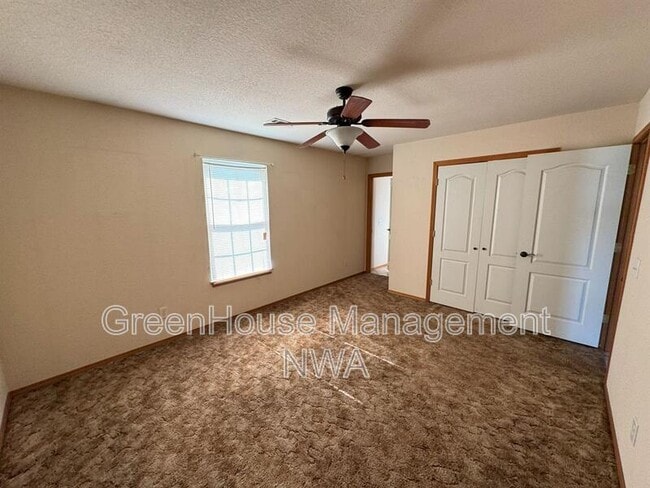 Building Photo - 1709 S 11th St