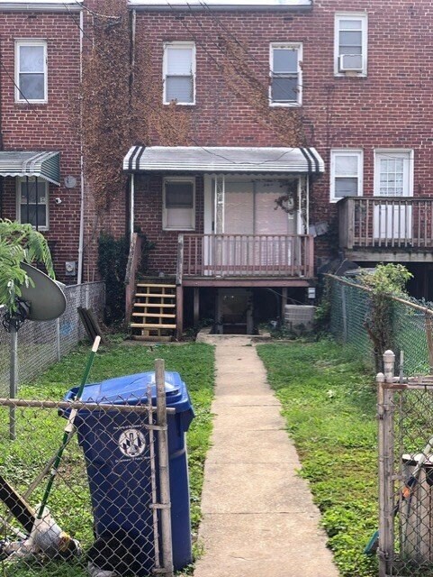 Building Photo - 2802 Windsor Ave