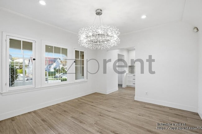 Building Photo - 1421 Stearns Dr