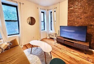 Building Photo - 2 bedroom in New York NY 10128