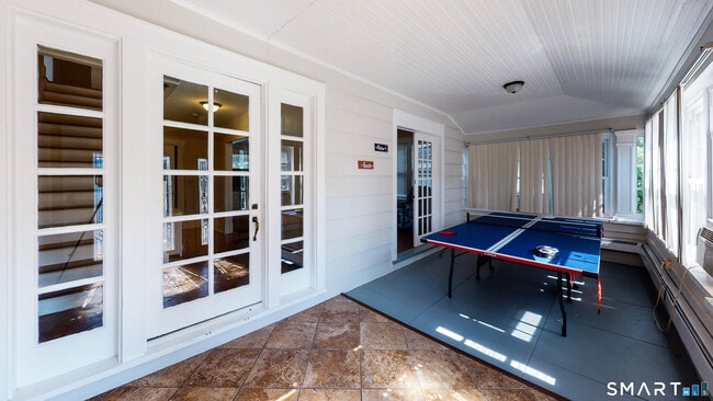 Building Photo - 432 Norton Pkwy