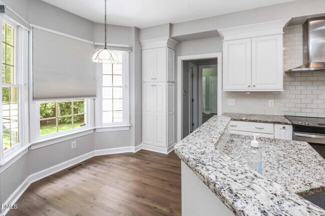 Building Photo - 301 Perry Creek Dr