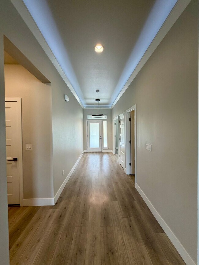 Building Photo - Gorgeous 4 bed, 2.5 ba in Richland's Westcliffe Neighborhood