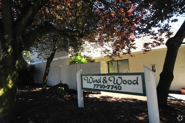 Primary Photo - Wind & Wood Apartments