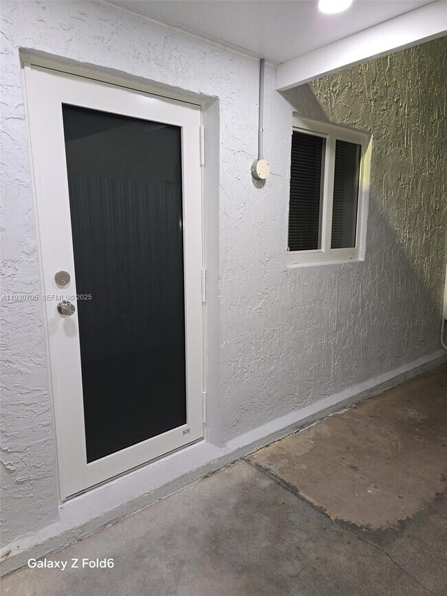 Building Photo - 19251 NW 61st Ave